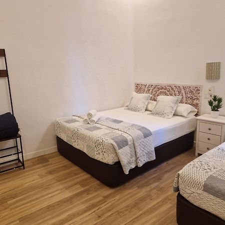 Hostal Andrea Sol Madrid Luaran gambar