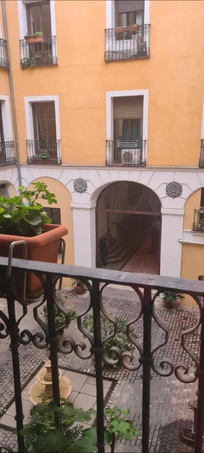 Hostal Andrea Sol Madrid Luaran gambar