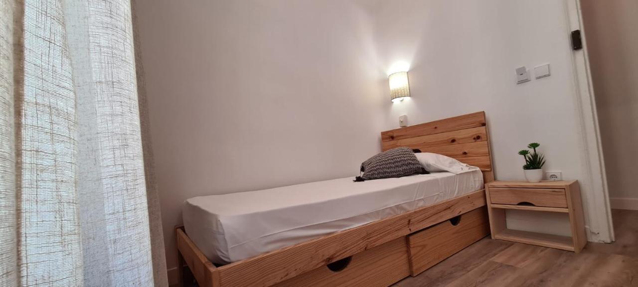 Hostal Andrea Sol Madrid Luaran gambar