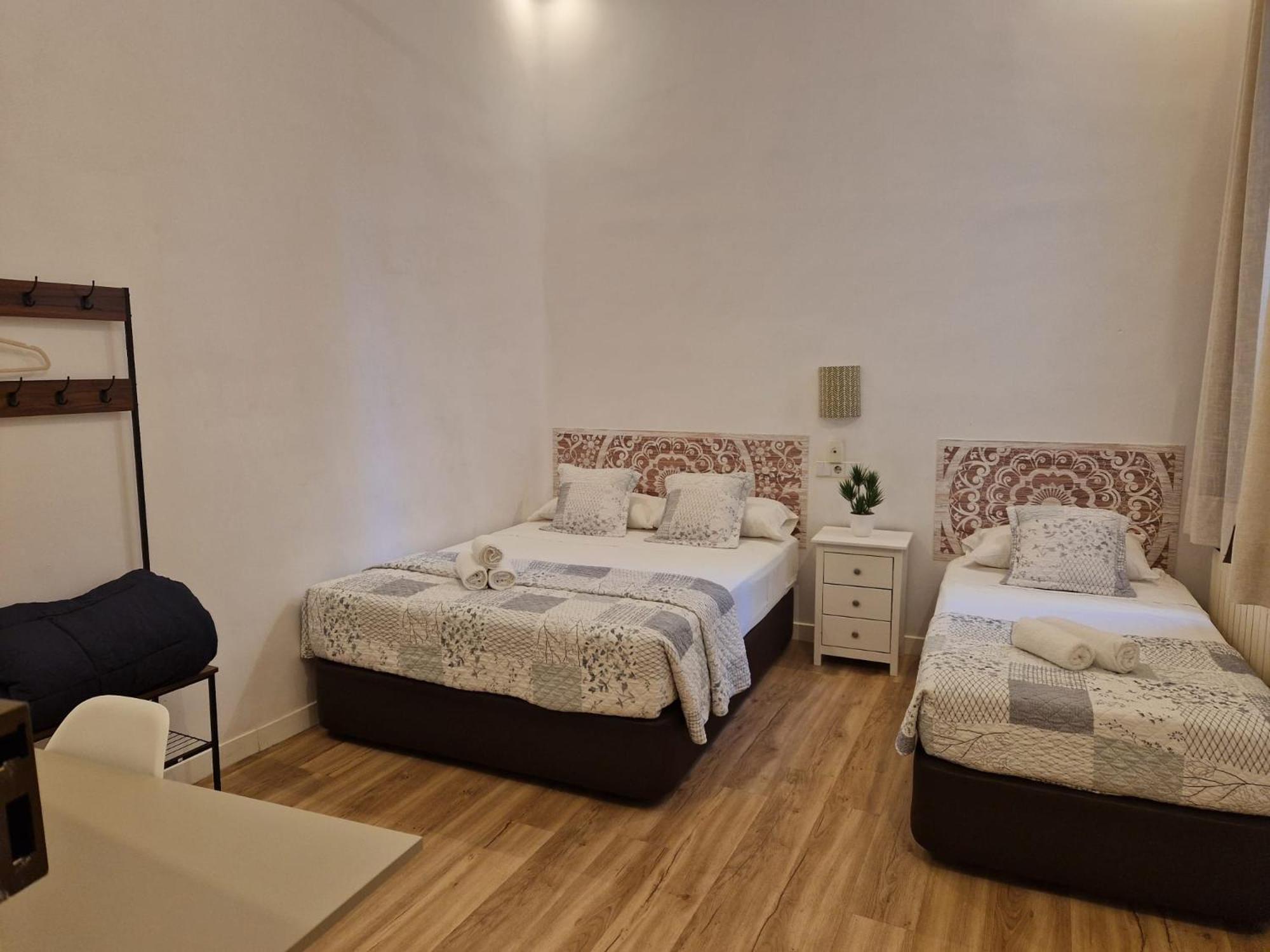 Hostal Andrea Sol Madrid Luaran gambar